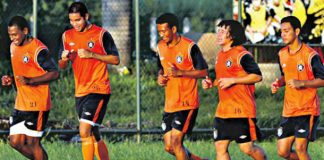 Jogadores do Remo treinam no CT do Volta Redonda (RJ)