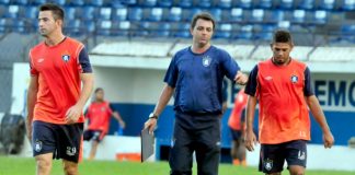 Leandro Cearense, Pedro Henrique (preparador físico) e Diogo Capela