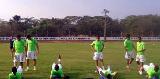 Jogadores remistas realizam atividade física