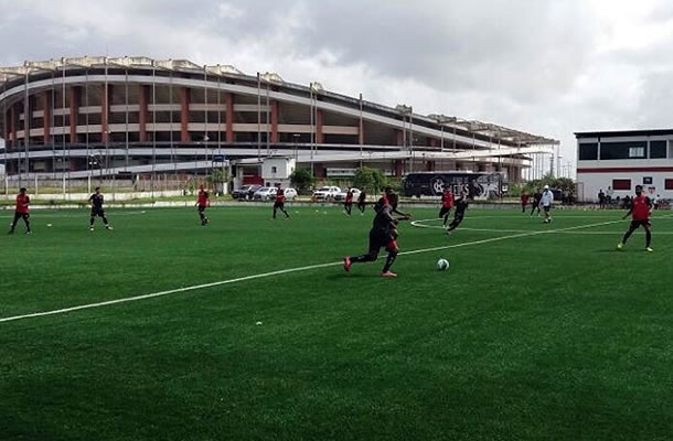 Jogadores remistas realizam atividade física