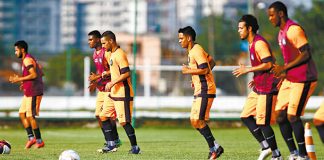 Jogadores remistas realizam atividade física