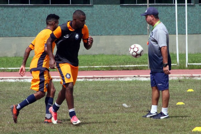 Elielton, Adenilson e Ney da Matta