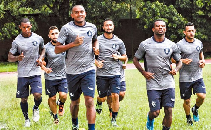 Mimica, Esquerdinha, Isac, Bruno Maia, Fernandes e Levy