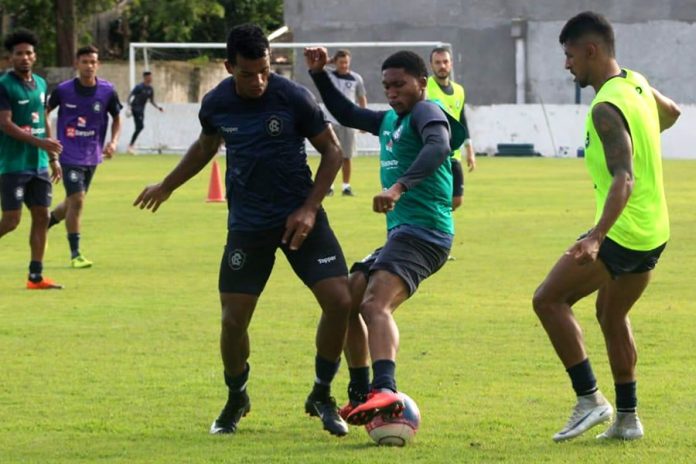 Alex Sandro, Mário Sérgio e Diogo Sodré