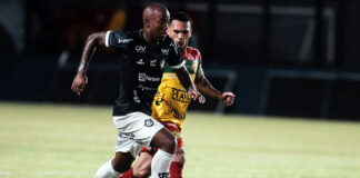 Remo 2×1 Brusque-SC (Victor Andrade)