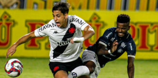 Remo 2×1 Vasco-RJ (Erick Flores)