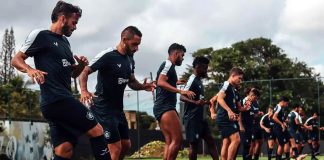 Jogadores remistas realizam atividade física