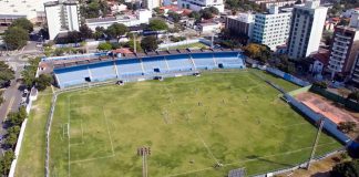 Estádio Salvador Costa (Ninho da Águia), em Vitória (ES)