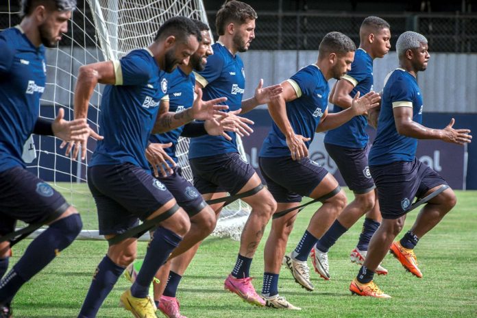 Jogadores remistas realizam atividade física – Foto: Samara Miranda (Clube do Remo)