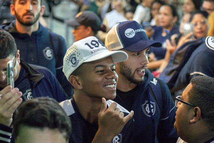 Léo Lang, Diogo Batista e Raimar – Foto: Felipe Sacramento (Clube do Remo)