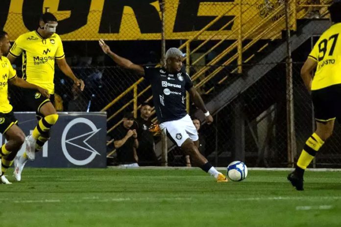 São Bernardo-SP 2×2 Remo (Jaderson) – Foto: Rodilei Morais