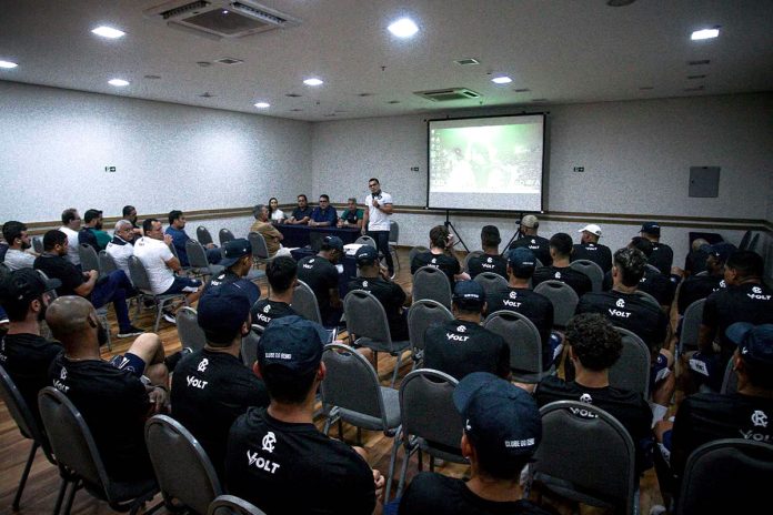 Jogadores remistas em concentração – Foto: Samara Miranda (Clube do Remo)