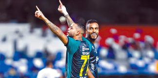 Remo 5×0 São Francisco (Maxwell e Dener) – Foto: Wagner Santana (O Liberal)